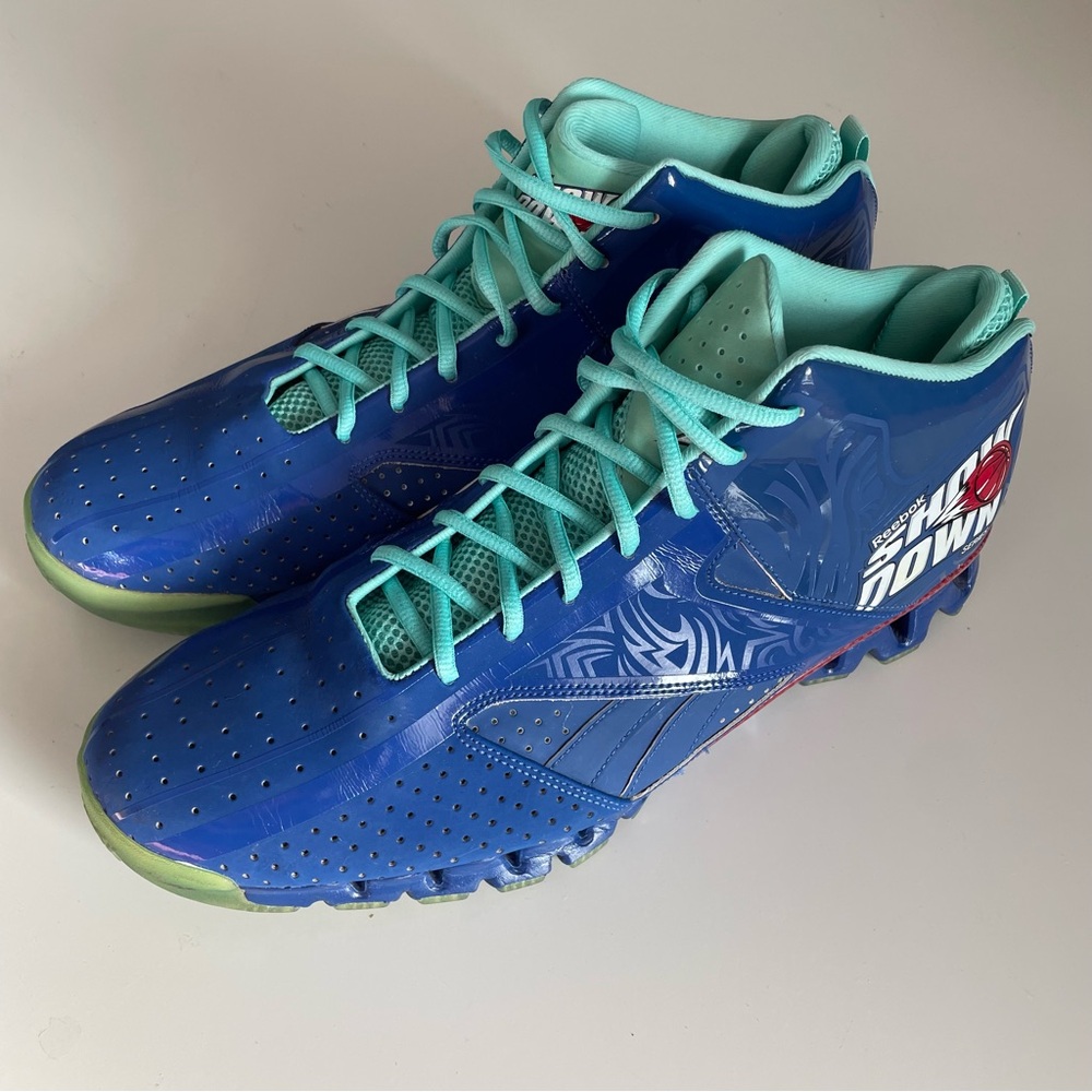Reebok men’s Encore Wall Season 2 sample showdown sneakers